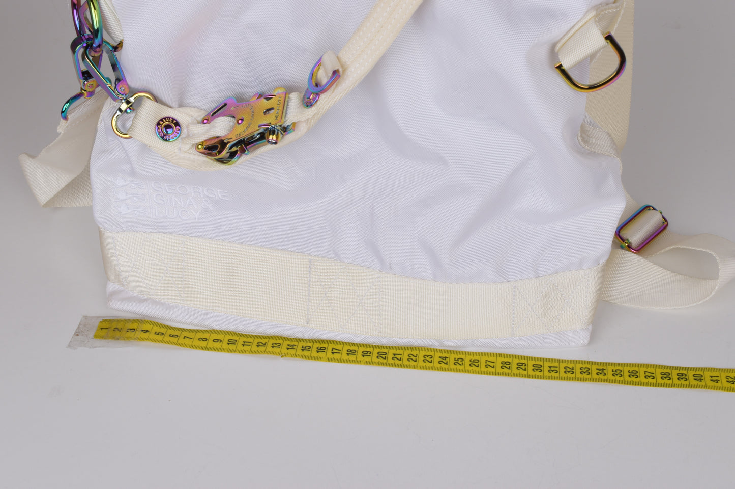 * George Gina & Lucy "100 Peaches" White Shoulder Bag 33x35cm Excellent 10/10