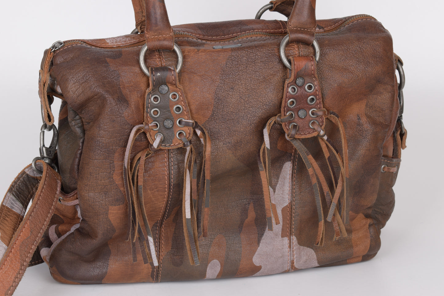 * IKKS Leather Brown Camo Shoulder Bag, 37x29cm Excellent 9/10