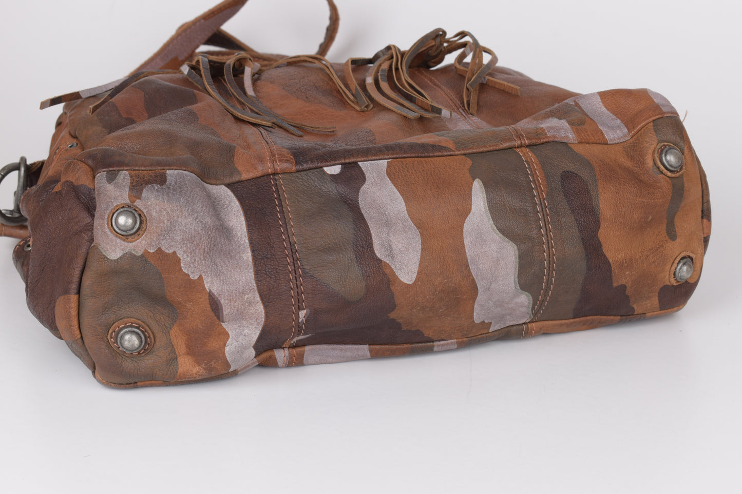 * IKKS Leather Brown Camo Shoulder Bag, 37x29cm Excellent 9/10