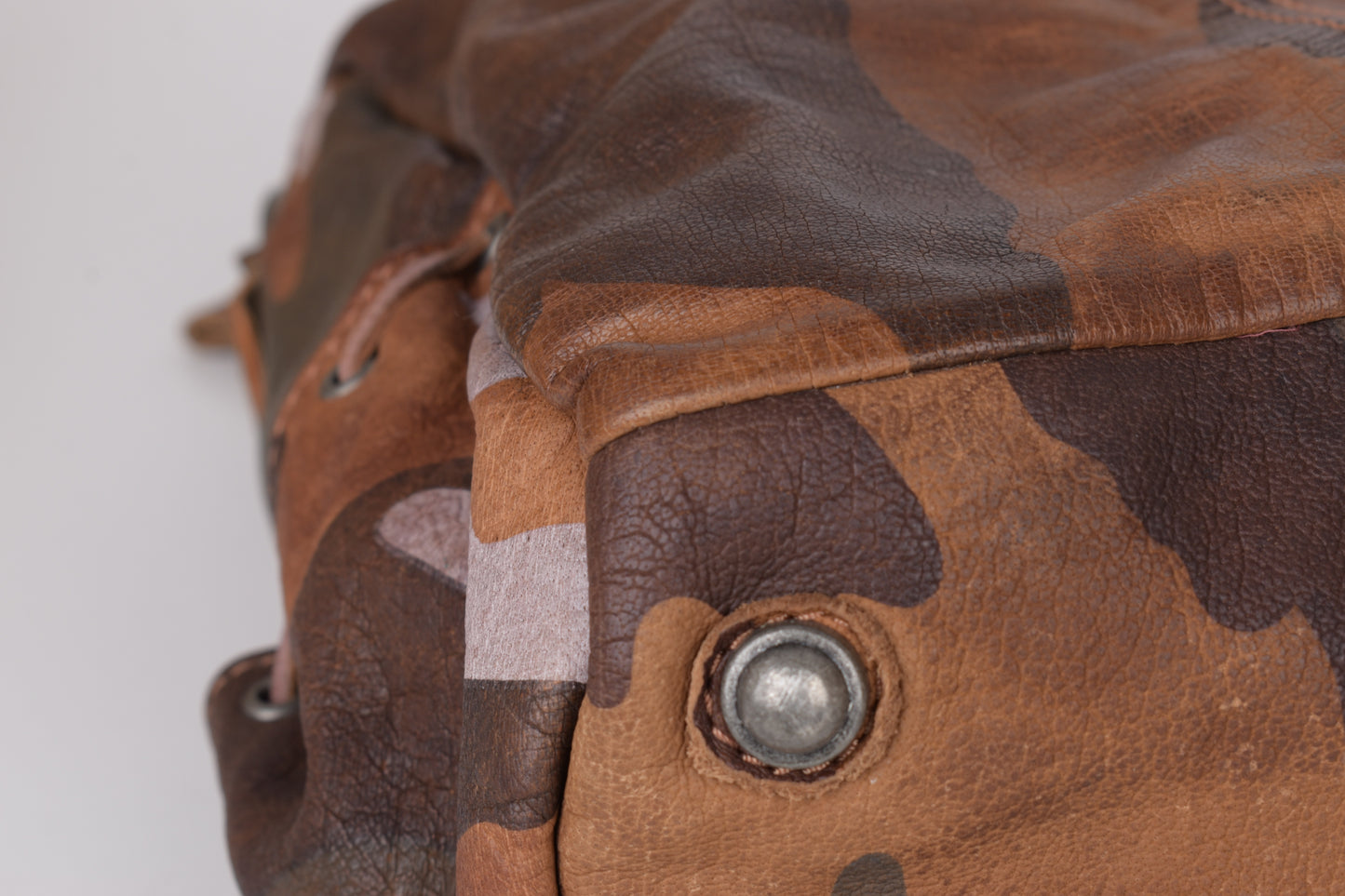 * IKKS Leather Brown Camo Shoulder Bag, 37x29cm Excellent 9/10