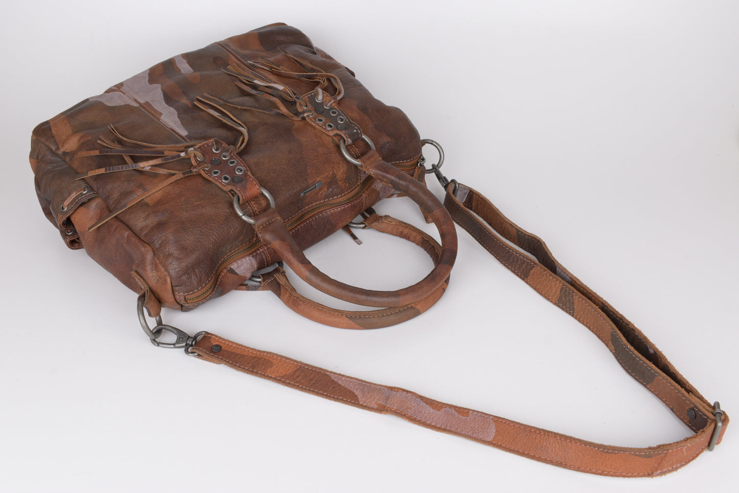 * IKKS Leather Brown Camo Shoulder Bag, 37x29cm Excellent 9/10