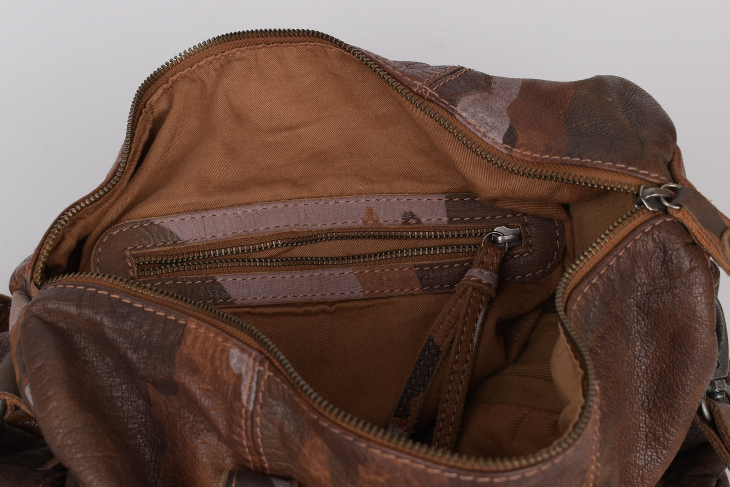 * IKKS Leather Brown Camo Shoulder Bag, 37x29cm Excellent 9/10