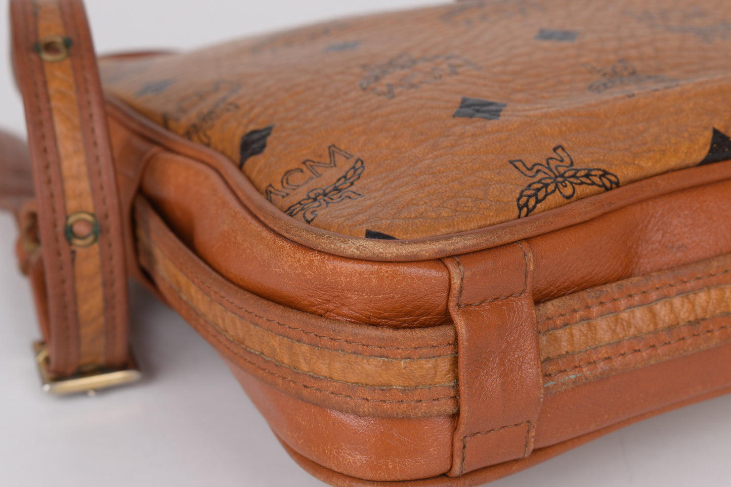 * Vintage MCM Small Brown Visetos Leather Crossbody Bag, 24x18cm Good 6/10