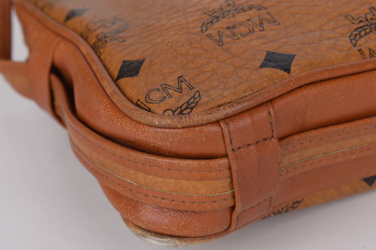 * Vintage MCM Small Brown Visetos Leather Crossbody Bag, 24x18cm Good 6/10