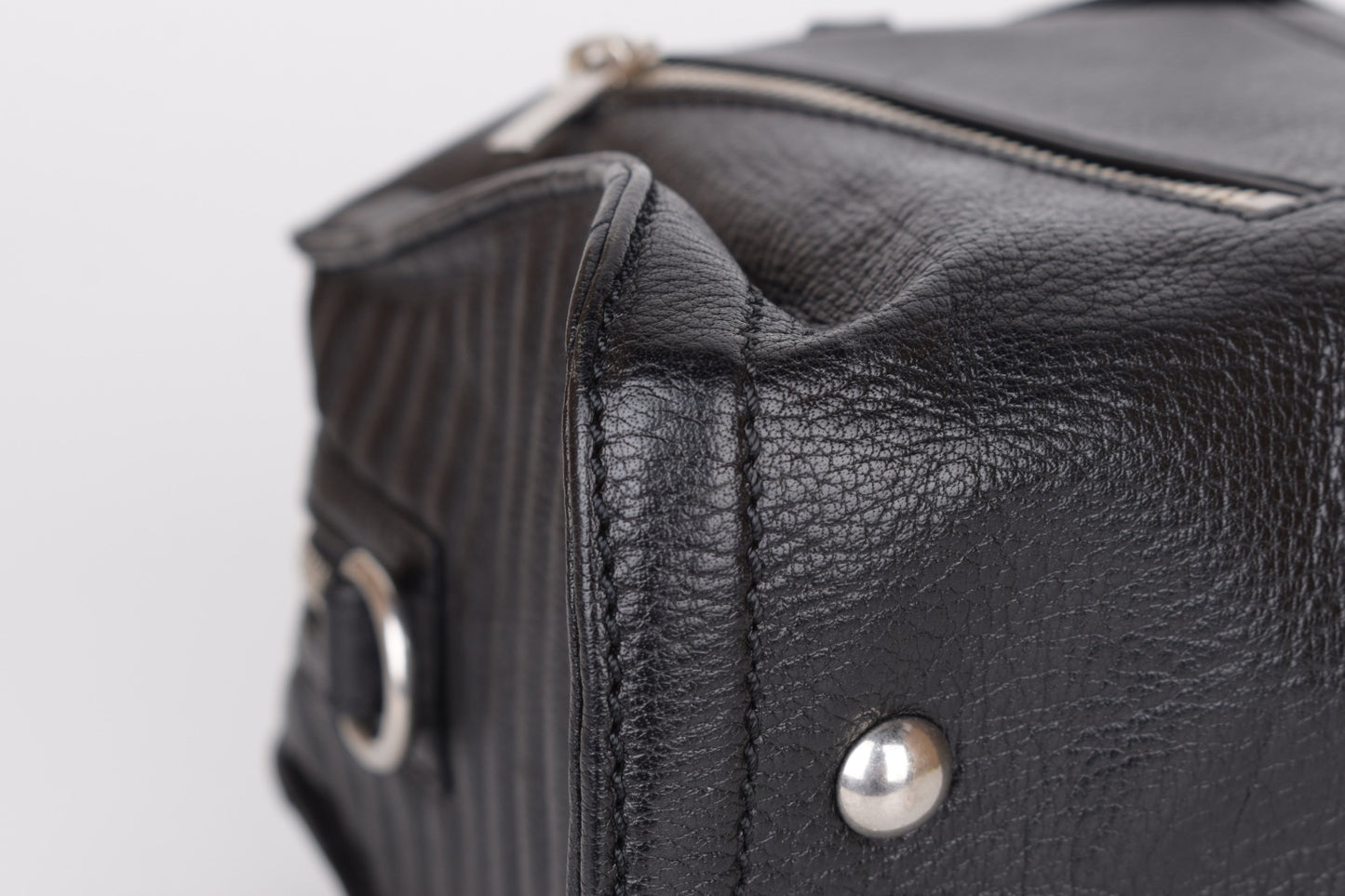 * Alexander McQueen Black Leather Padlock Biker Zip Satchel Bag 30x23cm Excellent 9/10