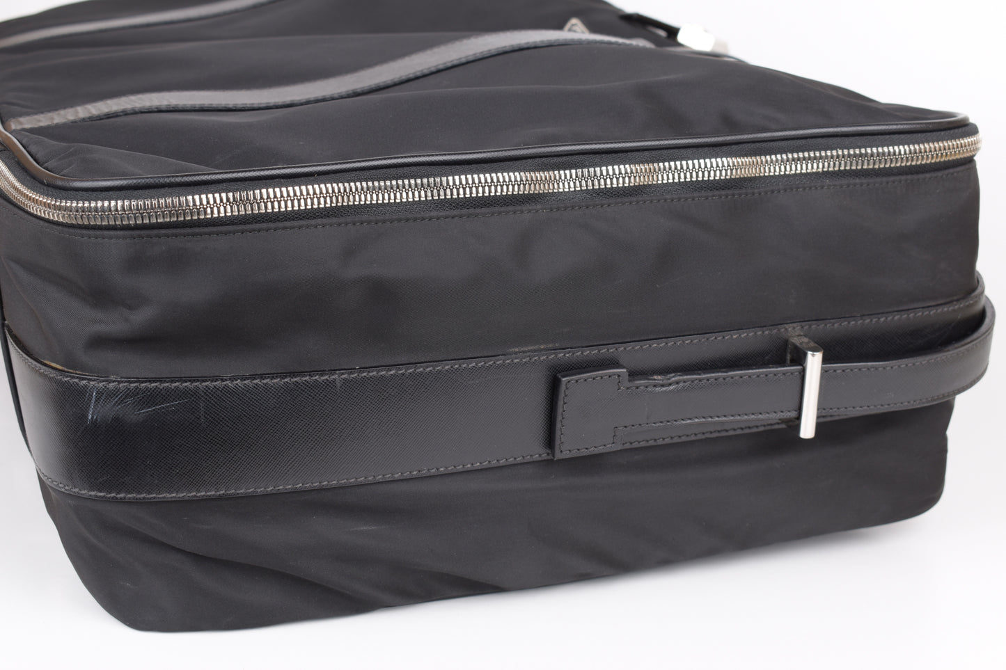 * Prada Large Re-Nylon and Saffiano leather suitcase 60x40x19cm Excellent 9/10