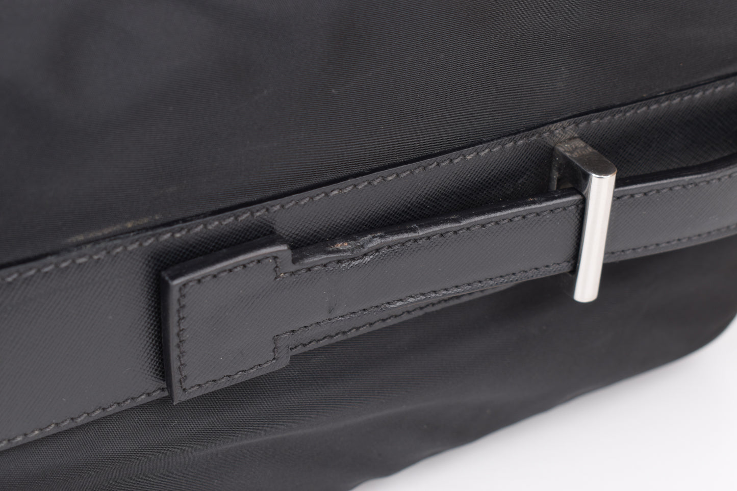 * Prada Large Re-Nylon and Saffiano leather suitcase 60x40x19cm Excellent 9/10