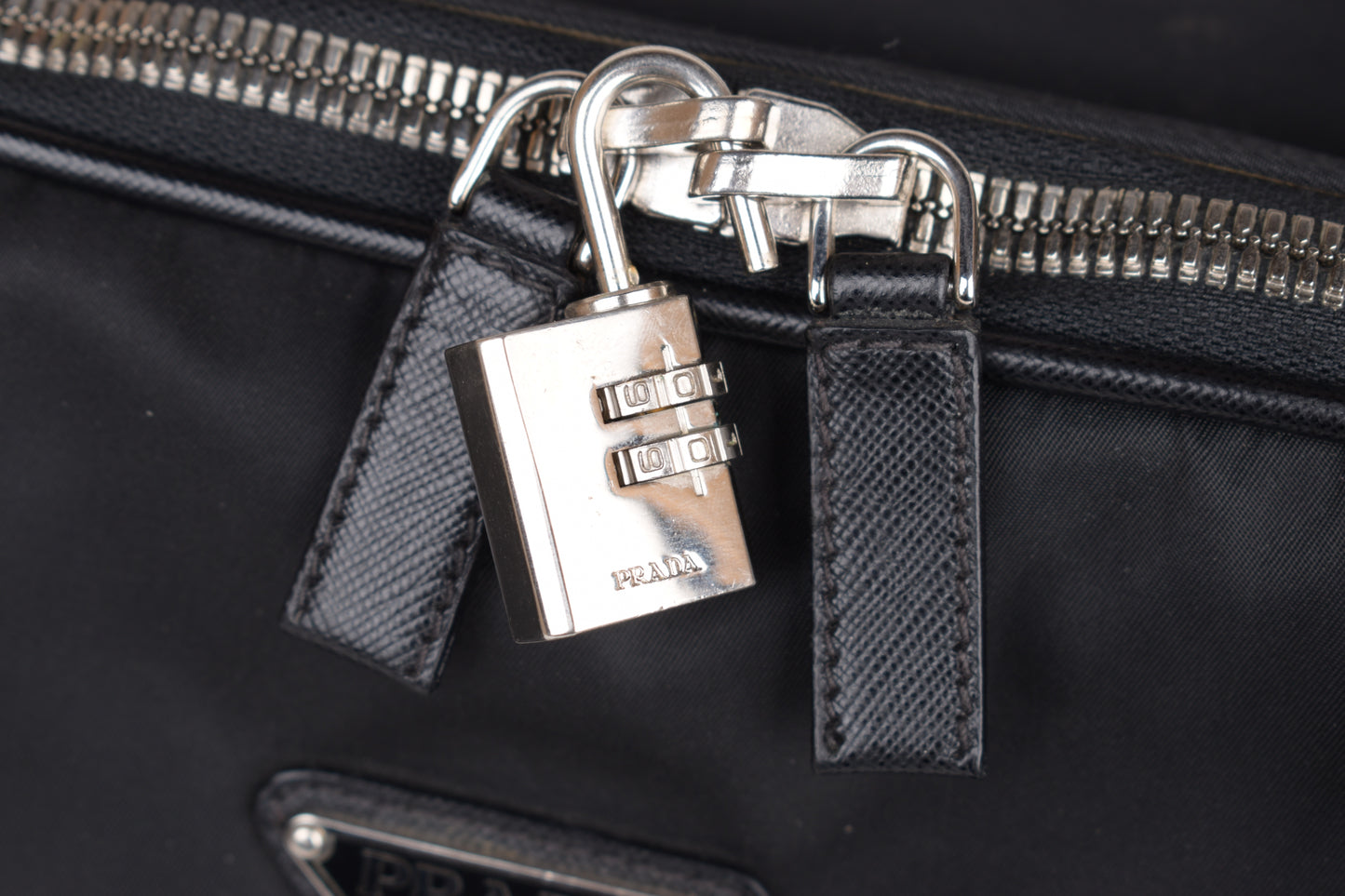 * Prada Large Re-Nylon and Saffiano leather suitcase 60x40x19cm Excellent 9/10