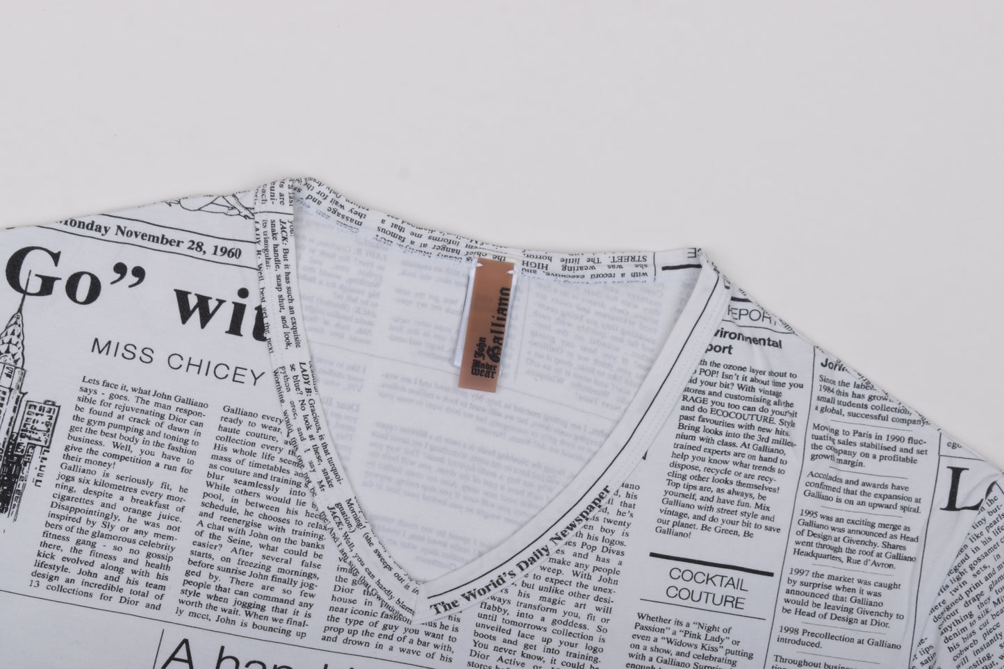 * John Galliano 00s Newspaper Print V Neck T Shirt, Size M-L, Excellent 9/10