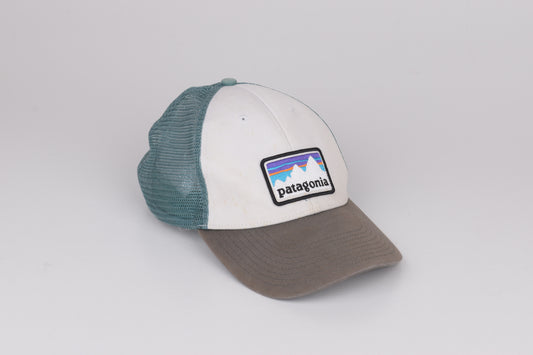 * Patagonia Shop Sticker Patch Trucker Hat (White w/Forge Grey) Cap, V.Good 8/10