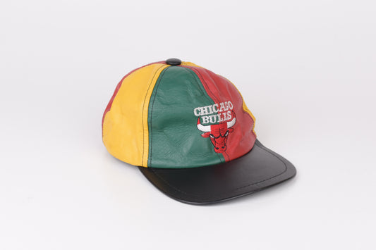 * Vintage Chicago Bulls Leather SnapBack Hat Made In USA, V.Good 8/10