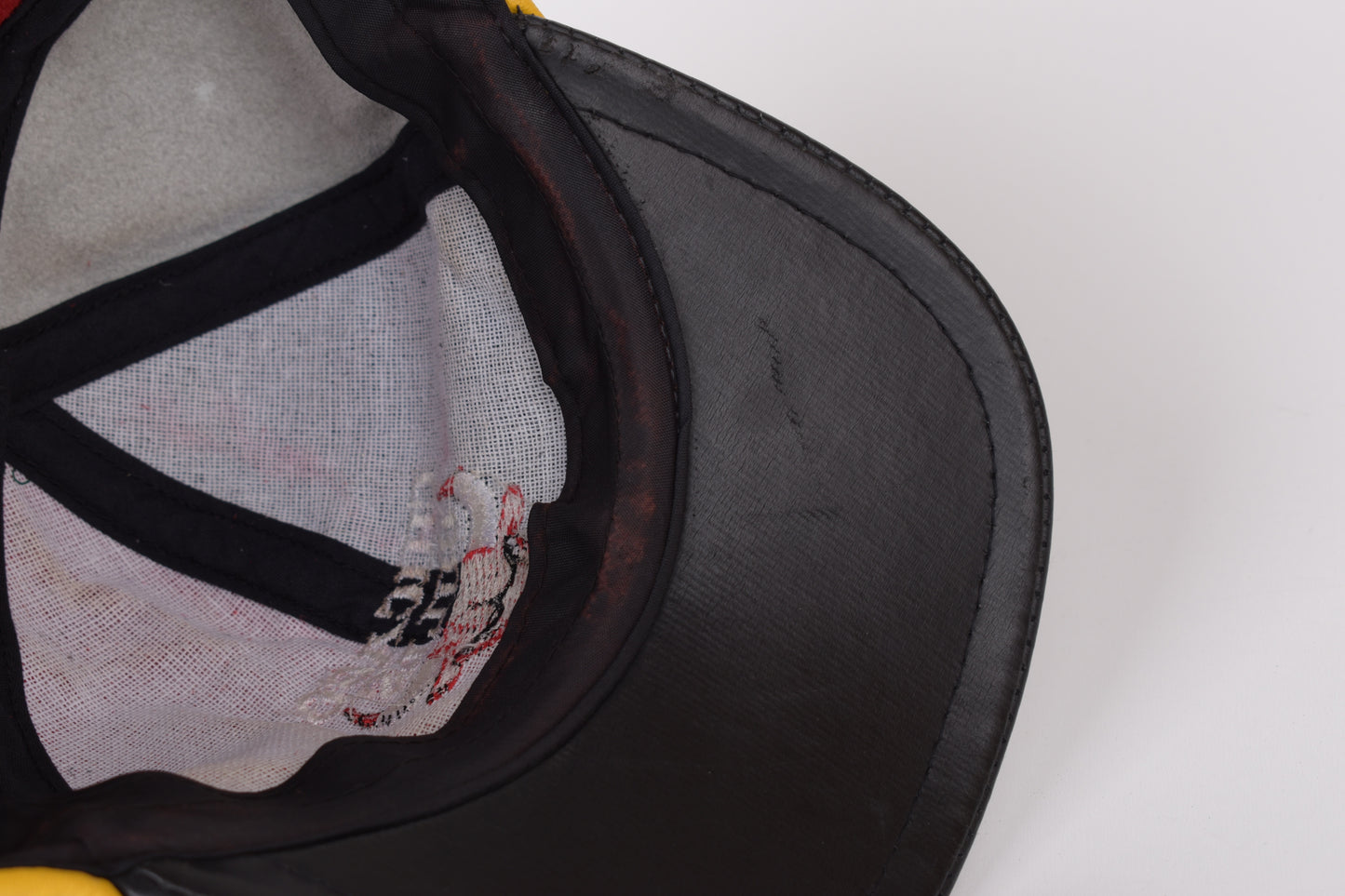 Vintage Chicago Bulls Leather SnapBack Hat Adidas Made In USA, V.Good 8/10